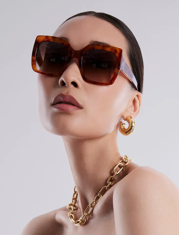 Women Sunglasses BCBG Golden Square Sunglasses Golden Honey Havana