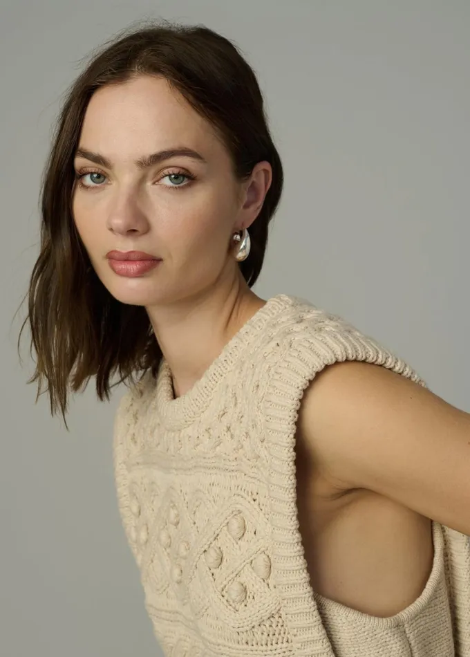 Women Sweaters Joe039s Jeans THE CLARA SWEATER VEST Milk